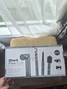 Shark FlexStyle Air Styling & Drying System - White/Gunmetal